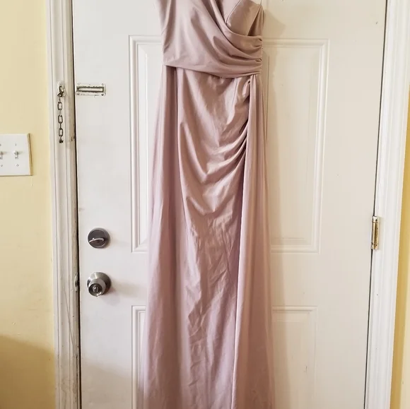 Portia and Scarlett Women’s Gown Sz 4 - Picture 14 of 16